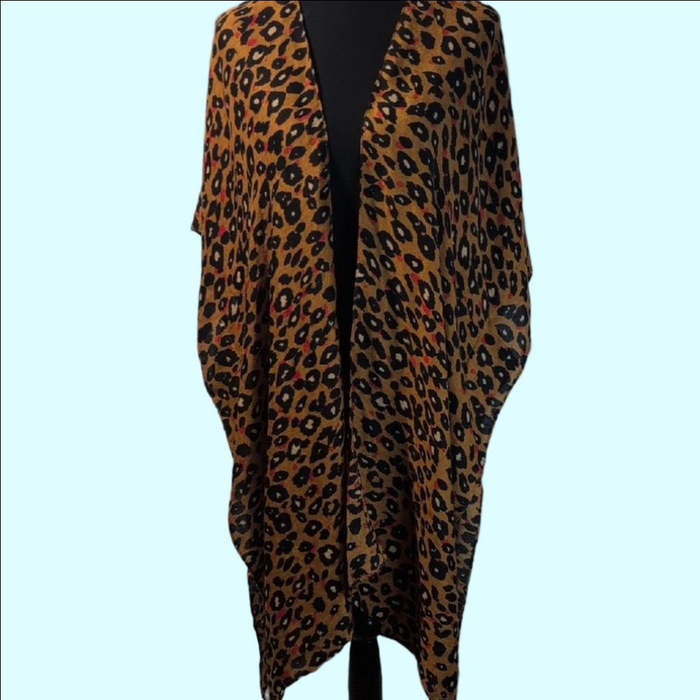 Do Everything in Love Leopard Print Cape